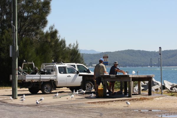 NSW DPI sack fisheries managers